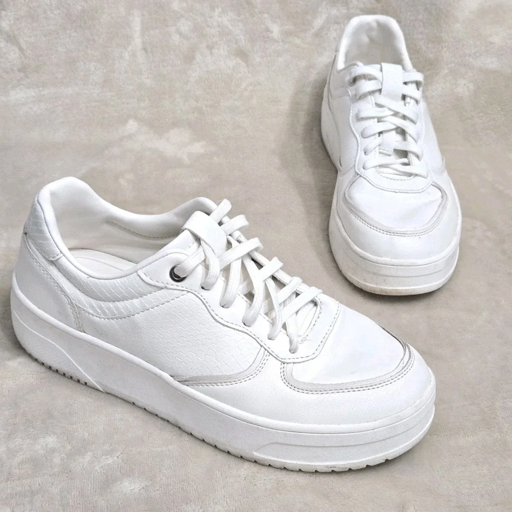 Zara White Sneakers Low Top Minimal Clean Aesthetic Casual Shoes Womens‎ Sz 38